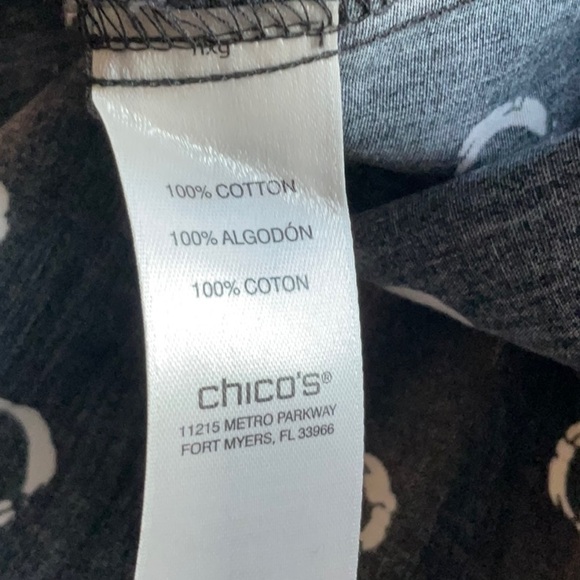 Chico's Black and White Circular Print Blouse. 100% Cotton. - Picture 7 of 8